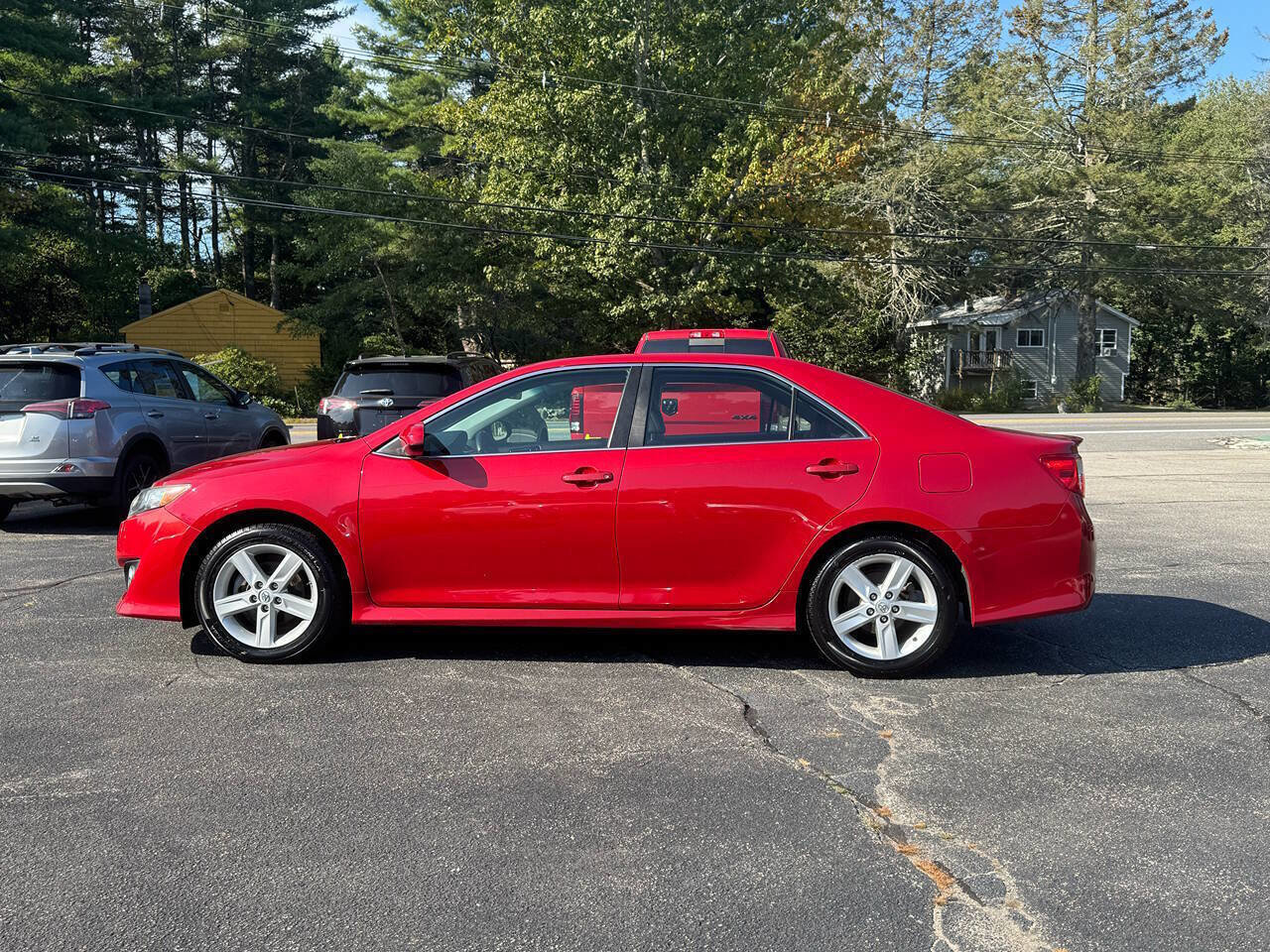 Used 2014 Toyota Camry SE image 6