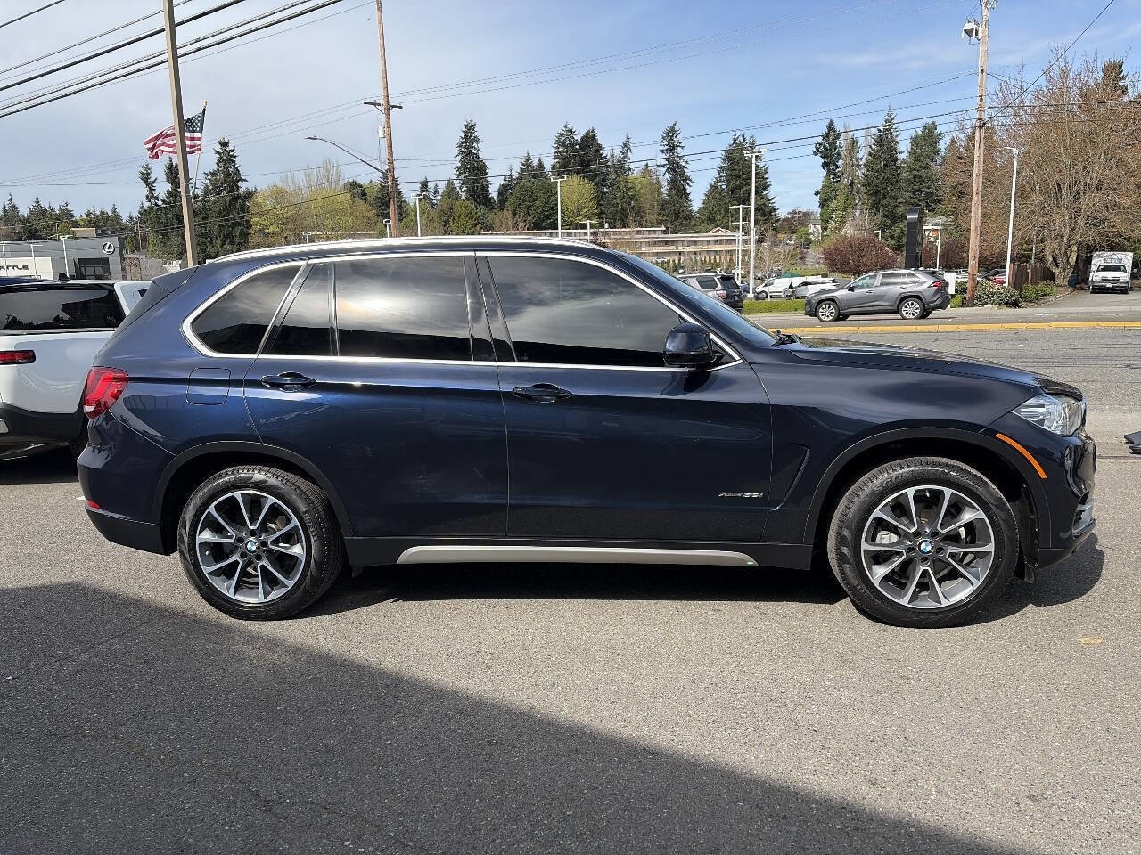 Used 2017 BMW X5 xDrive35i w/ Premium Package image 13