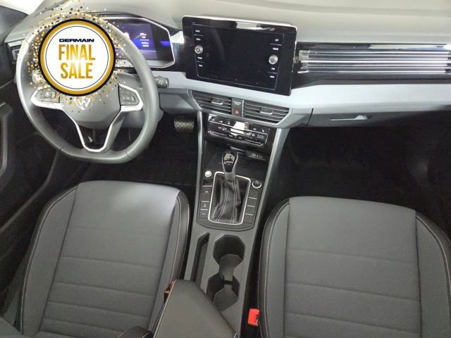 Used 2025 Volkswagen Jetta SE w/ Sunroof Package image 27