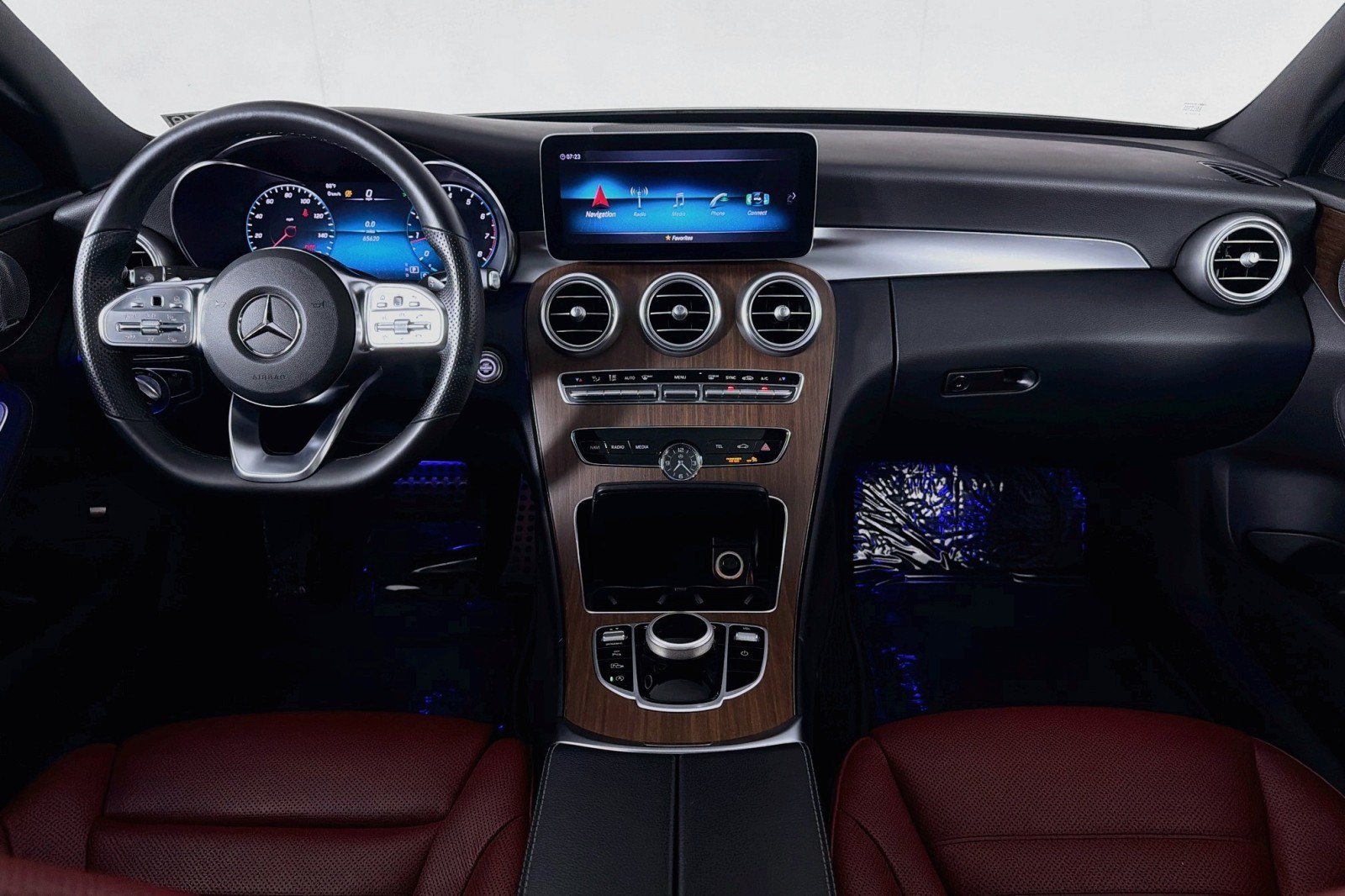 Used 2020 Mercedes-Benz C 300 Sedan image 5