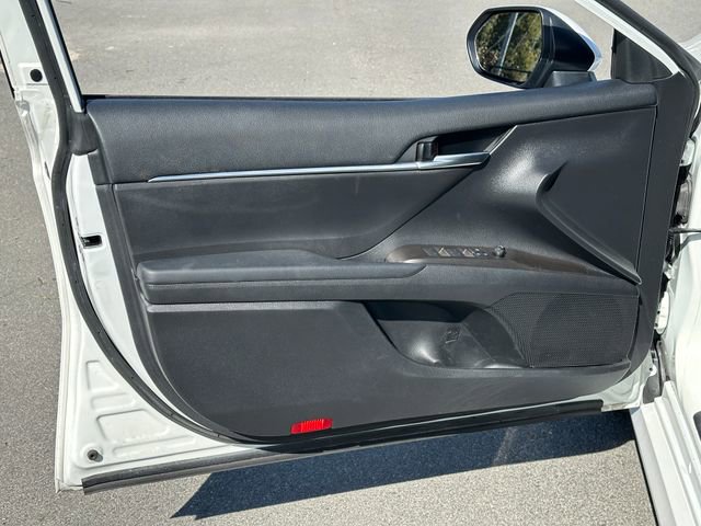 Used 2021 Toyota Camry LE w/ Audio Upgrade Package image 12