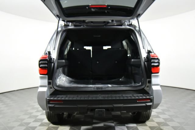New 2026 Toyota 4Runner SR5 image 25