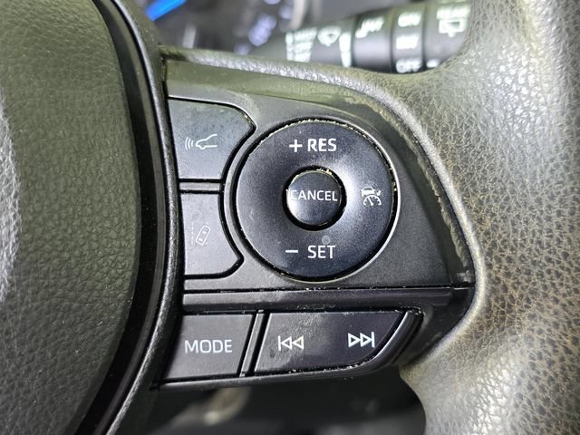 Used 2019 Toyota RAV4 XLE w/ Carpet Mat Package AWD/4WD image 25