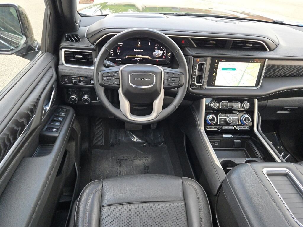Used 2023 GMC Yukon XL Denali AWD/4WD image 20