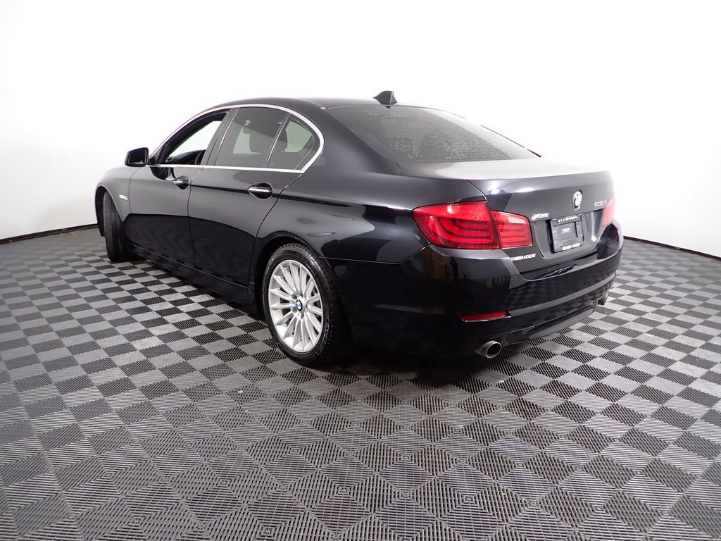 Used 2013 BMW 535i xDrive Sedan image 10