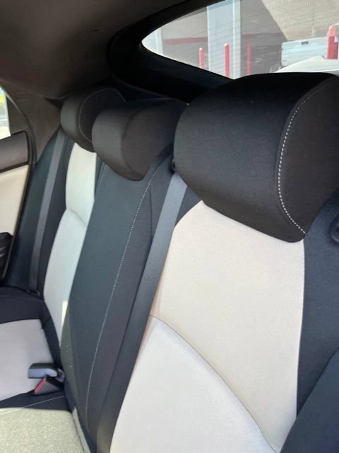Used 2018 Honda Civic LX image 9