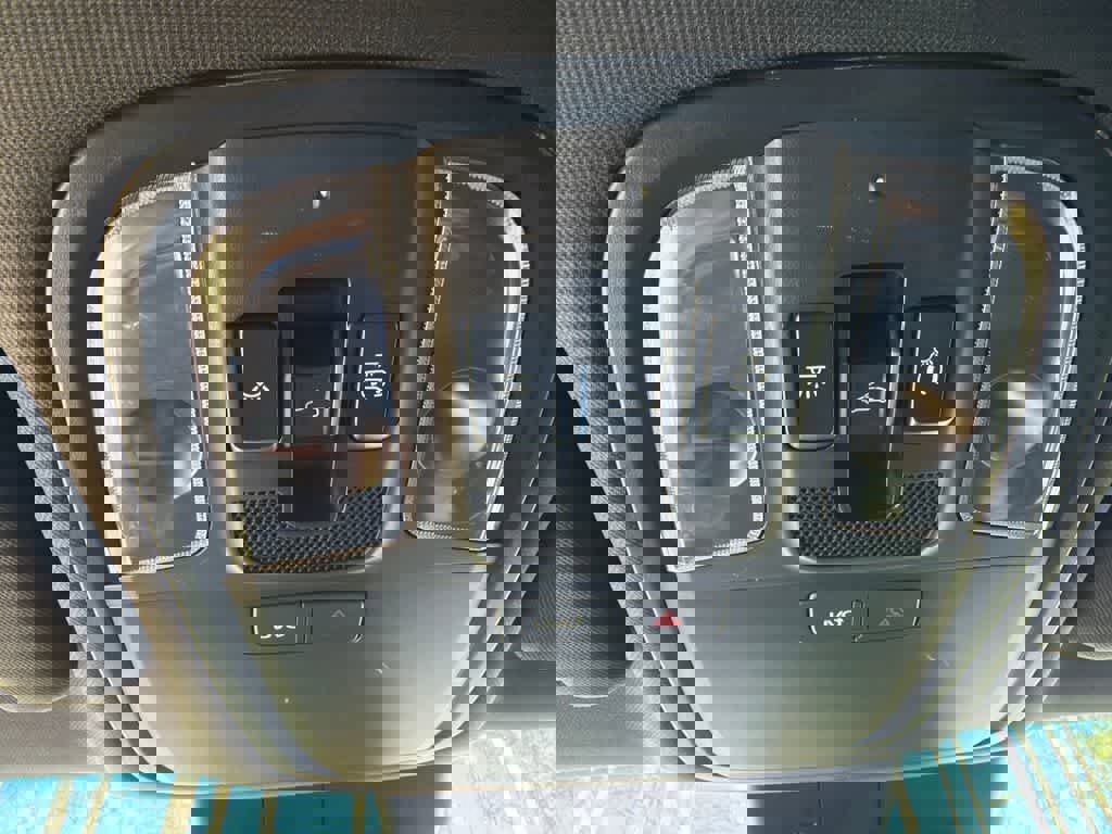 Used 2022 Kia Stinger GT2 image 32