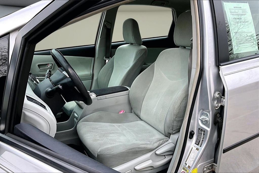 Used 2012 Toyota Prius V Three image 19