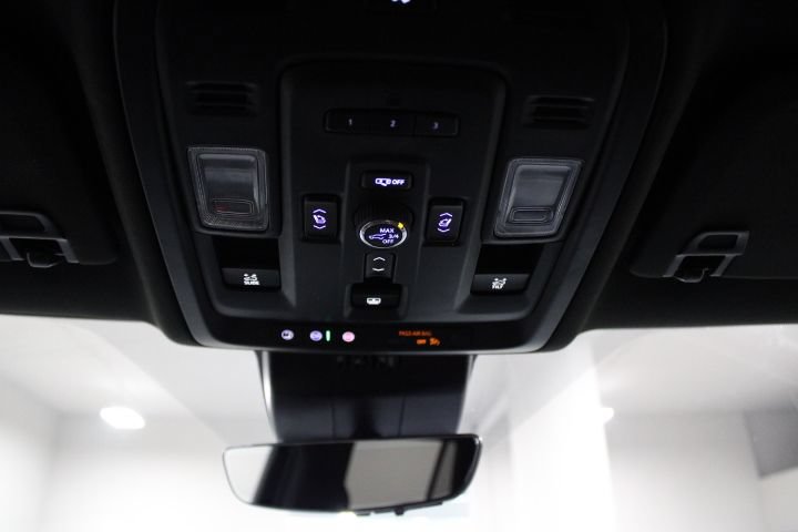 Used 2024 GMC Yukon Denali Ultimate AWD/4WD image 42