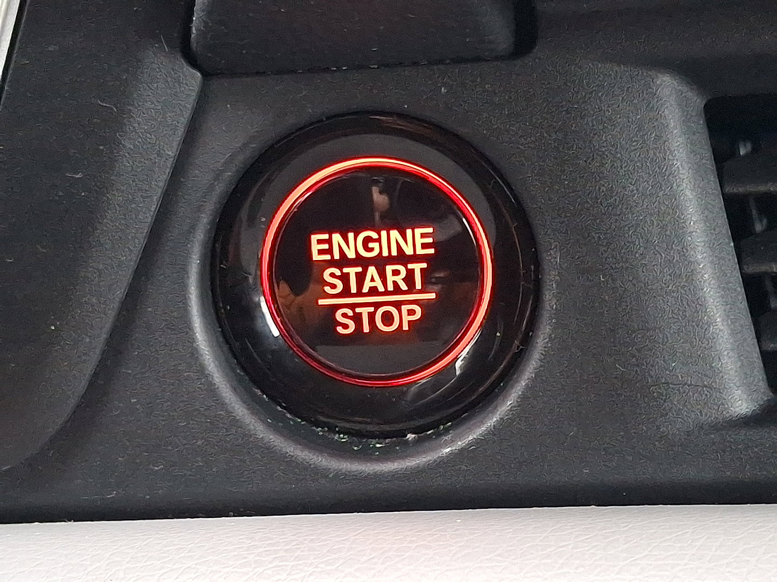 Used 2023 Honda Pilot LX image 23