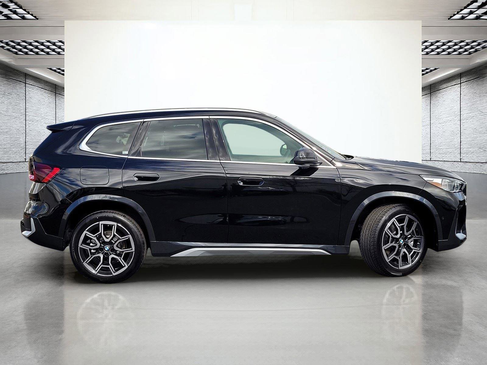 New 2026 BMW X1 xDrive28i w/ Convenience Package image 5