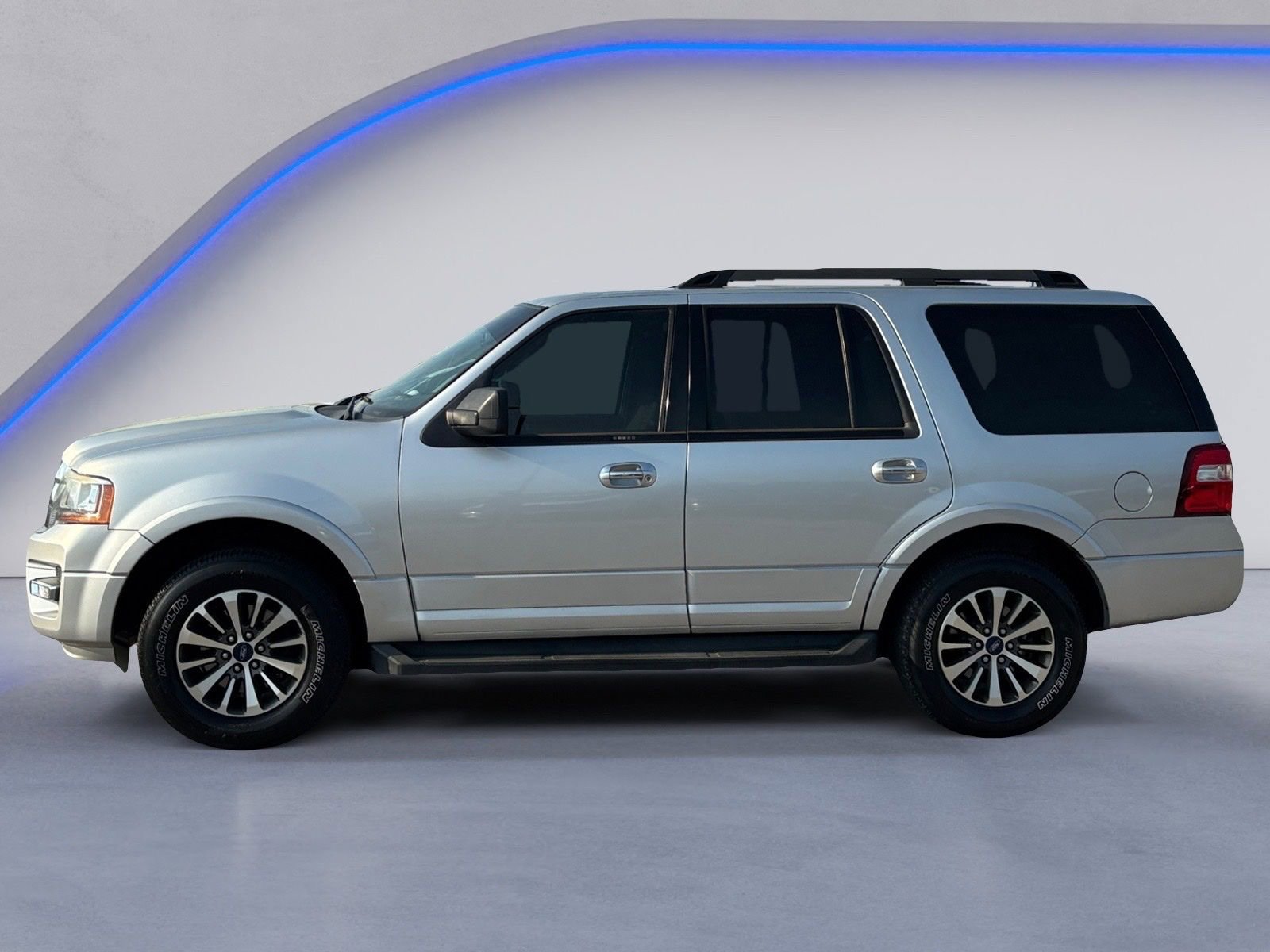 Used 2017 Ford Expedition XLT RWD image 8