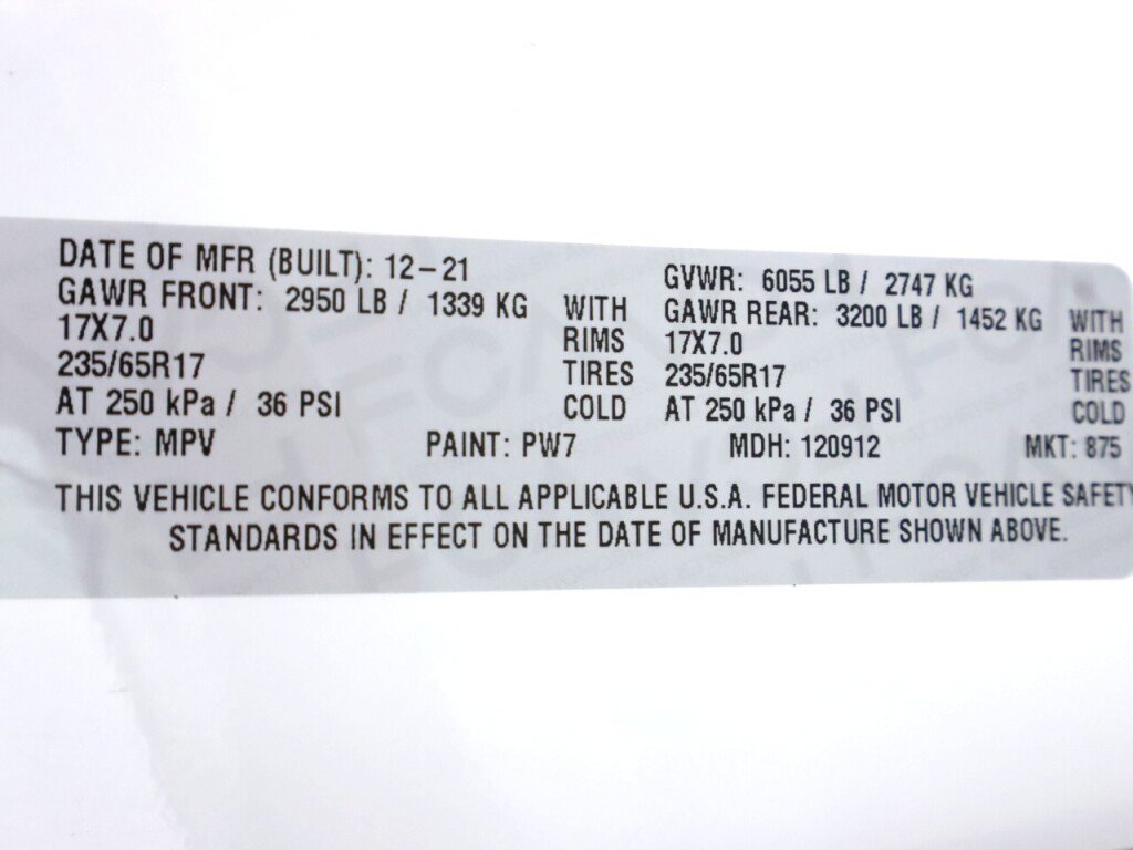 Used 2022 Chrysler Voyager LX image 42