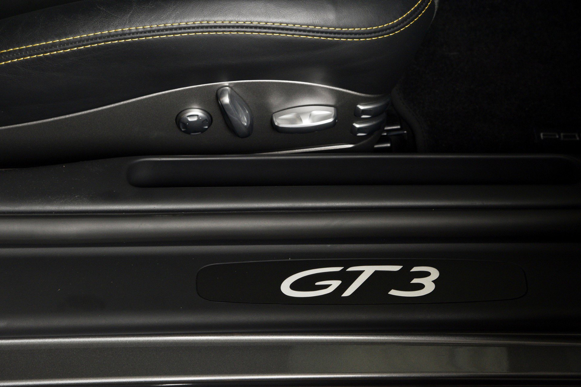 Used 2010 Porsche 911 GT3 image 29