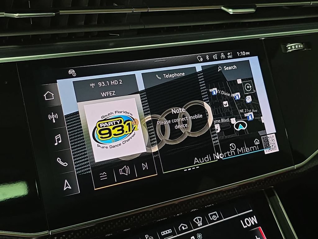 Used 2024 Audi SQ7 Prestige w/ Prestige Package AWD/4WD image 16