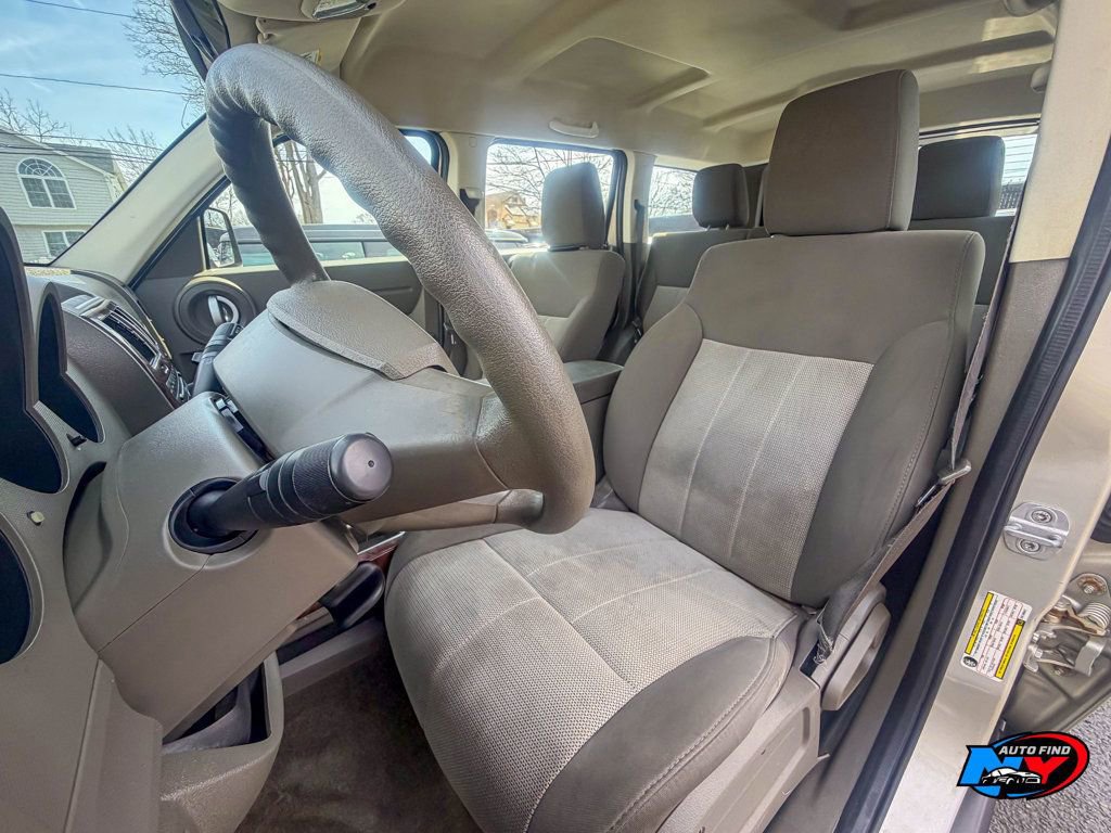 Used 2008 Dodge Nitro SXT image 9