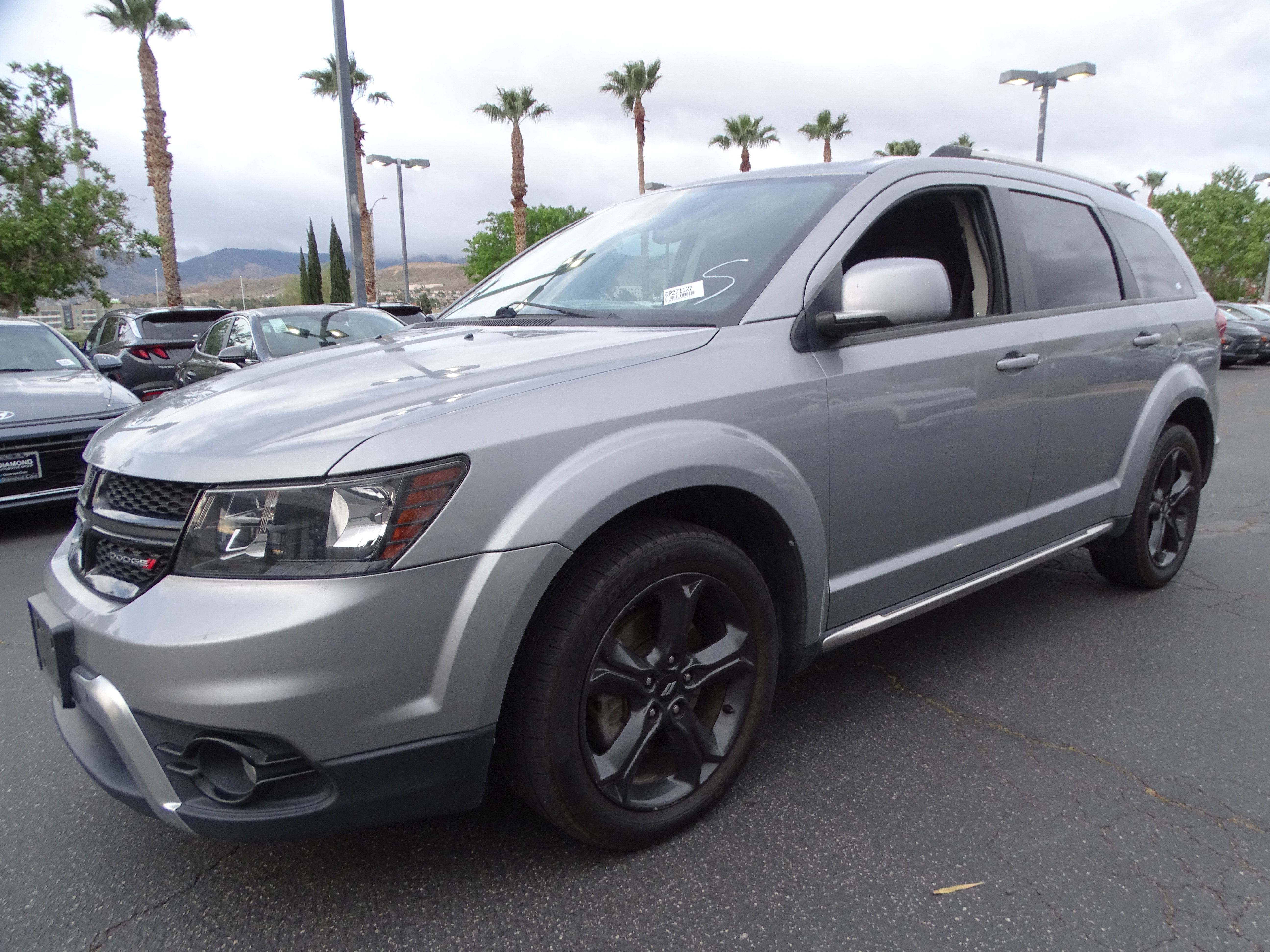 Used 2020 Dodge Journey Crossroad FWD image 1