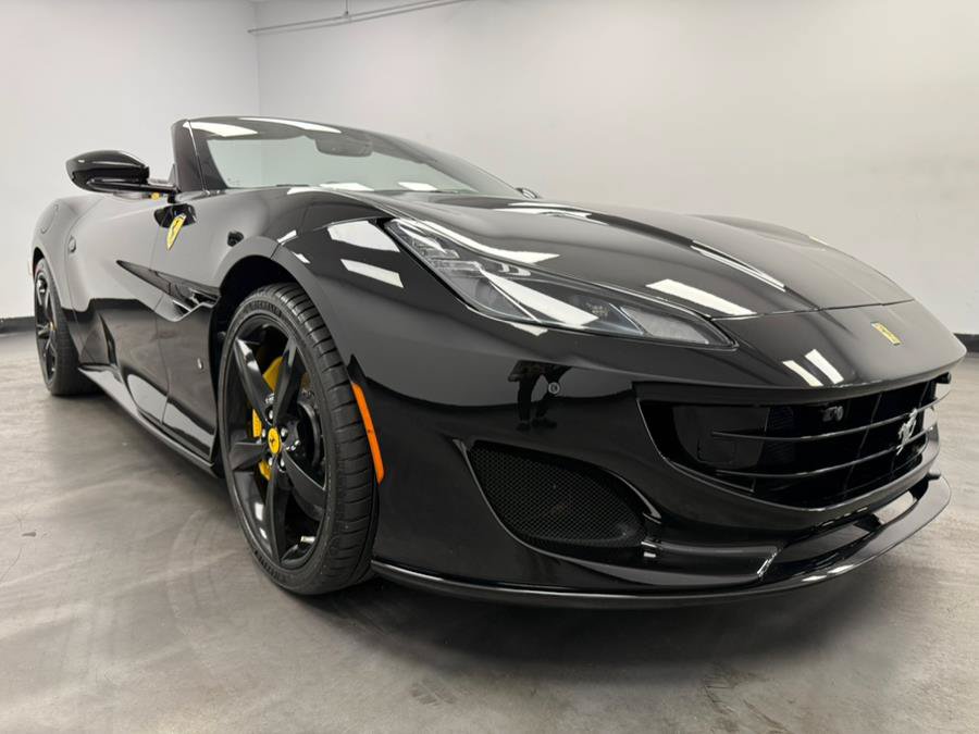Used 2019 Ferrari Portofino RWD image 22
