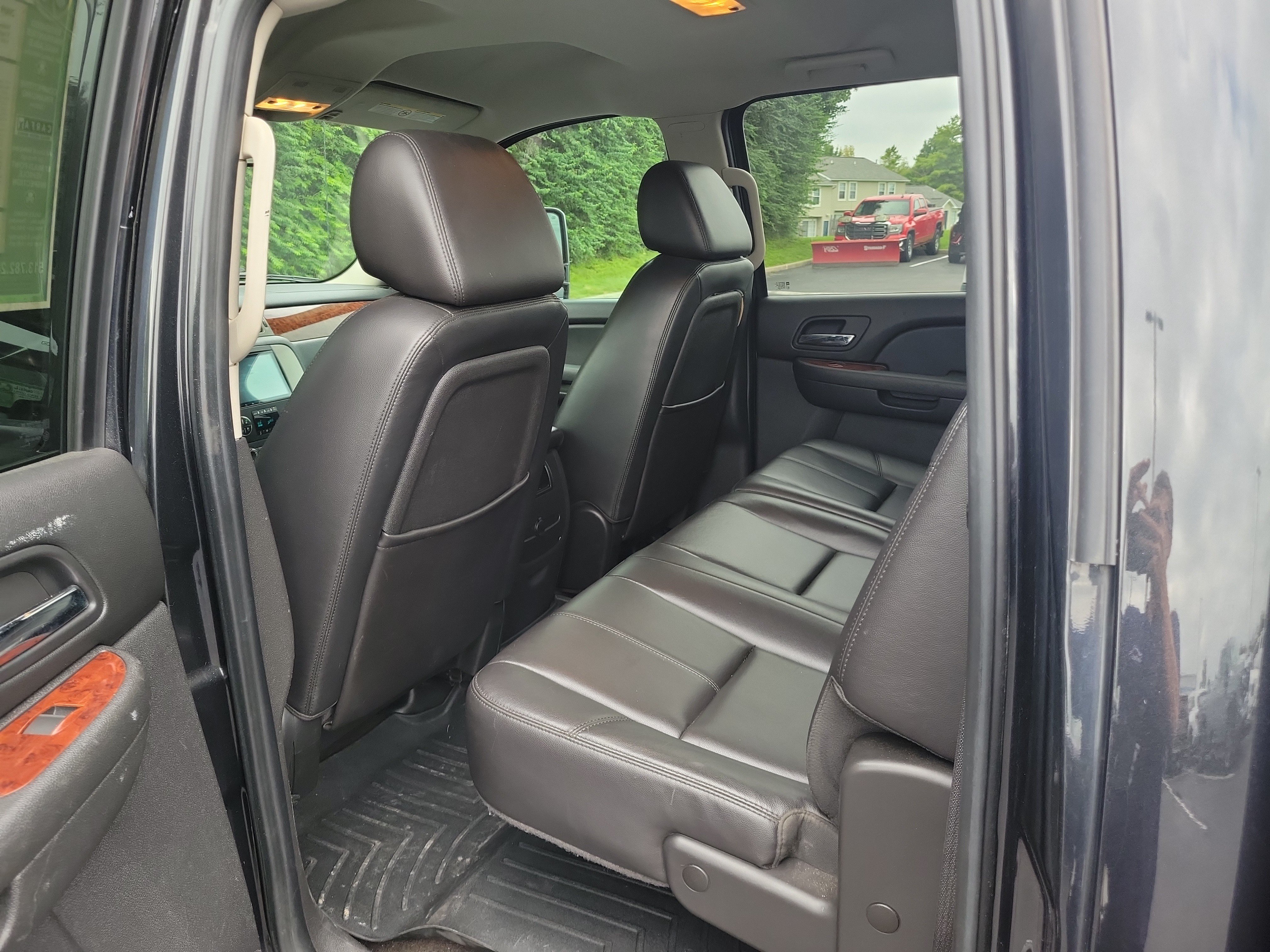 Used 2009 GMC Sierra 3500 SLT w/ SLT Convenience Package AWD/4WD image 12