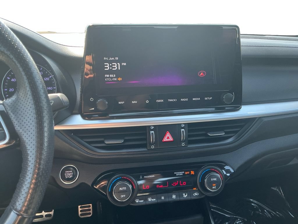 Used 2023 Kia Forte GT-Line w/ GT-Line Technology Package FWD image 23