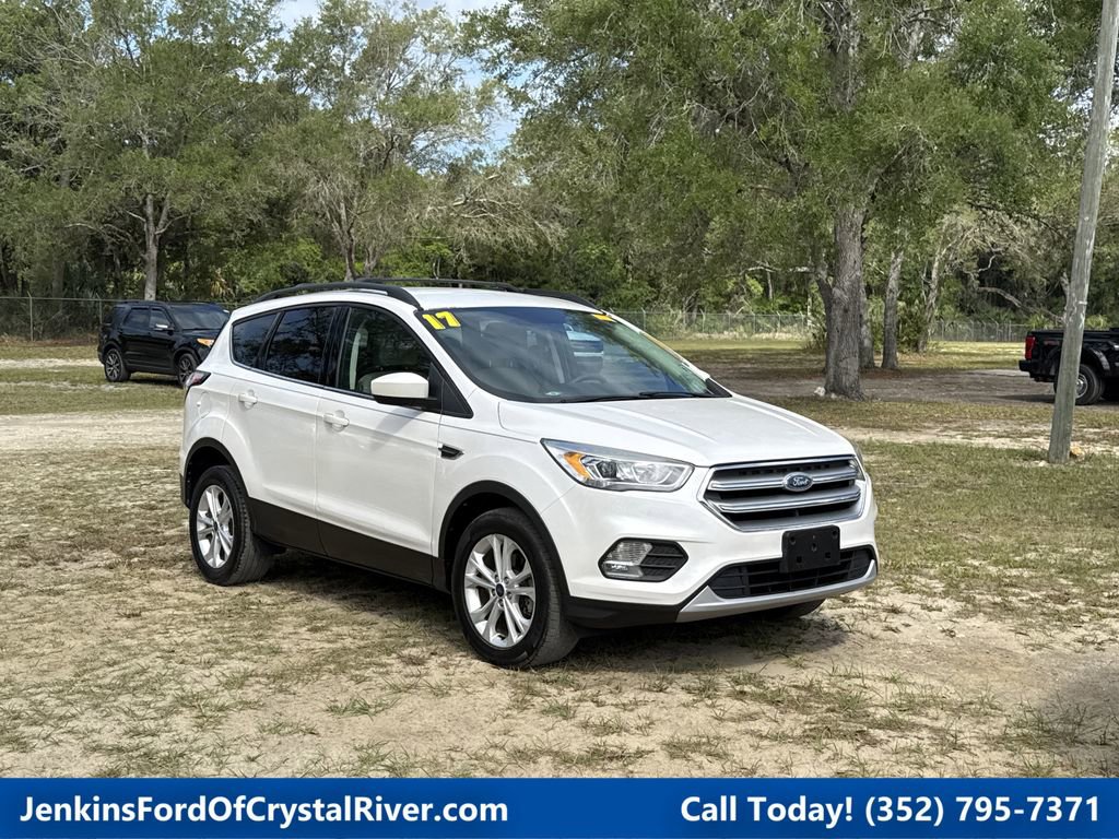 Used 2017 Ford Escape SE w/ Equipment Group 201A