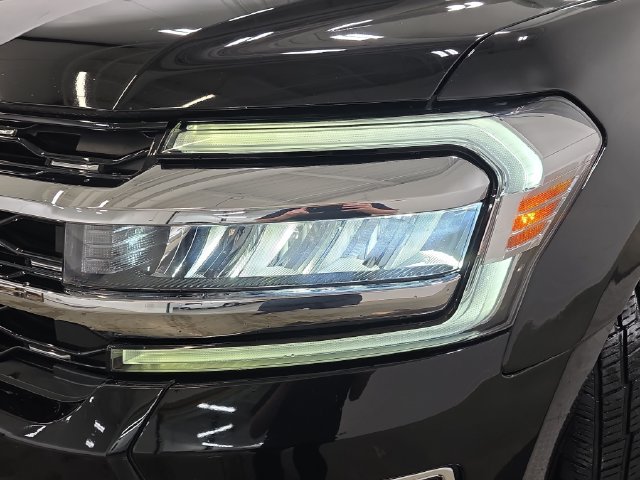 Used 2022 Ford Expedition Limited AWD/4WD image 29