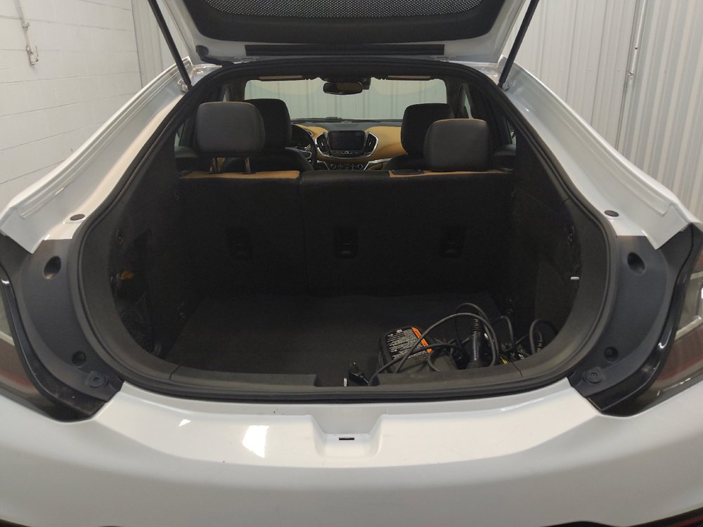 Used 2017 Chevrolet Volt Premier w/ Driver Confidence II Package FWD image 29