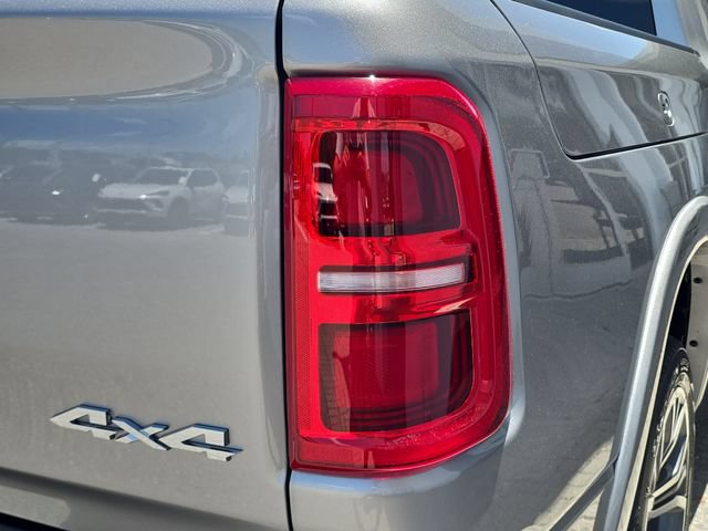 Used 2025 RAM 1500 Tungsten AWD/4WD image 8