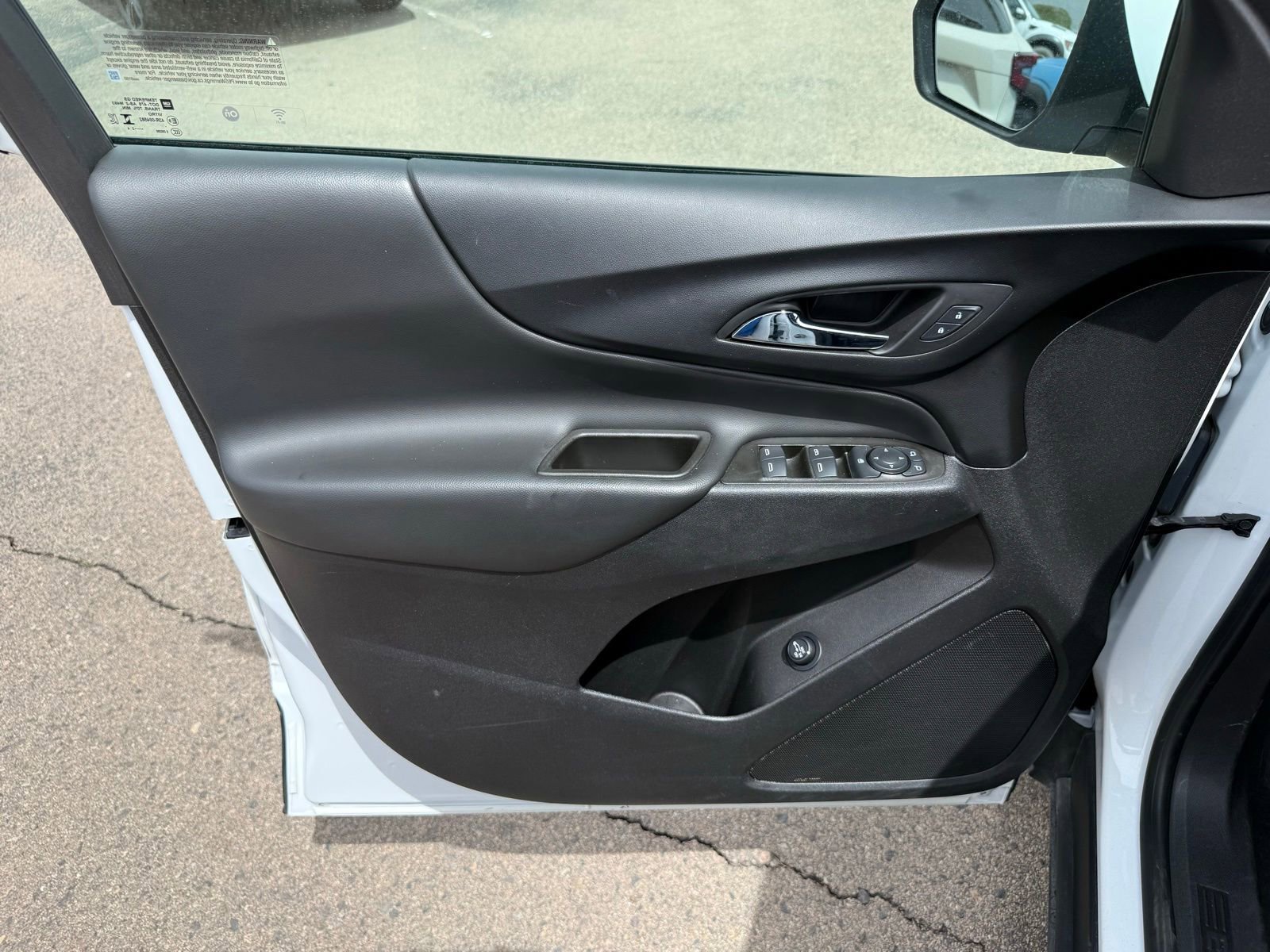 Used 2024 Chevrolet Equinox LT AWD/4WD image 10