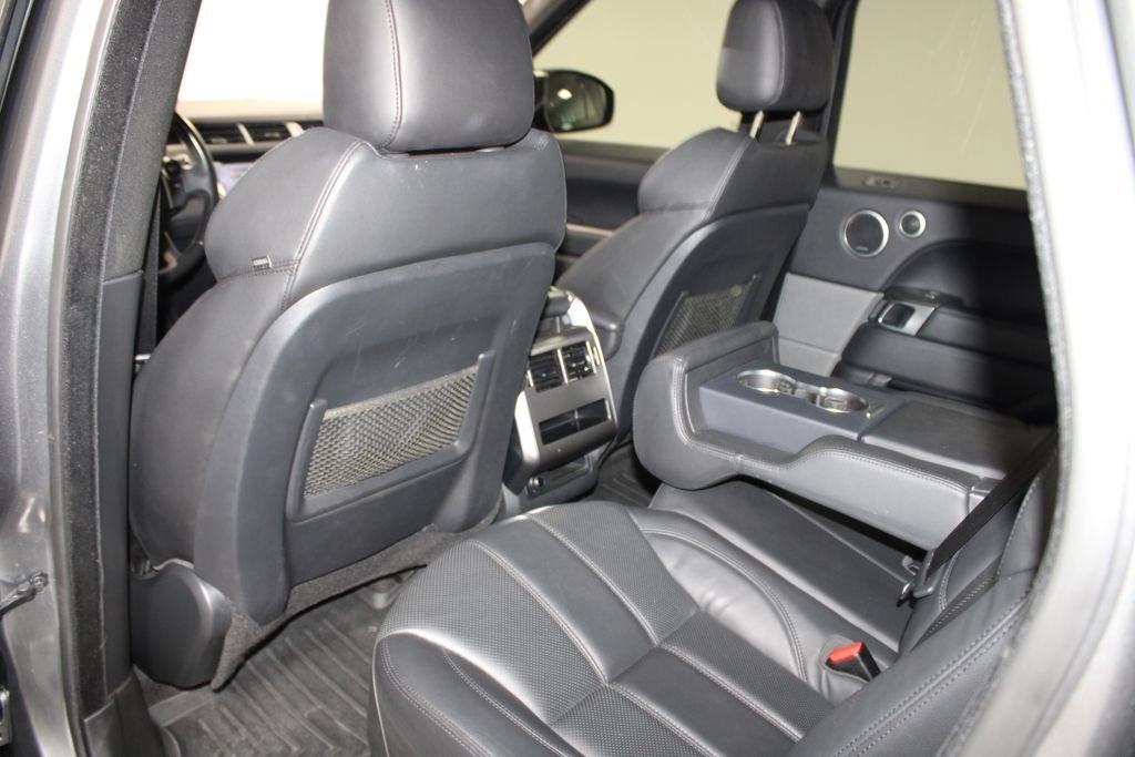 Used 2017 Land Rover Range Rover Sport SE AWD/4WD image 24