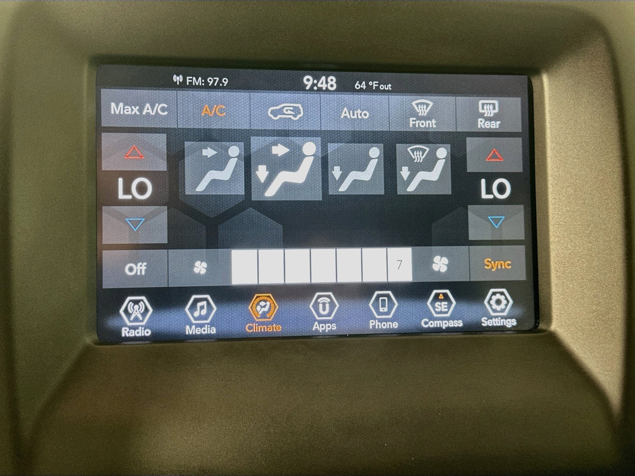 Used 2020 Jeep Compass Latitude AWD/4WD image 20