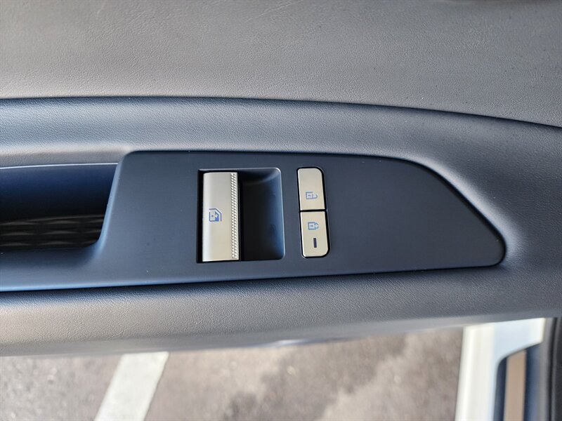 Used 2024 Genesis GV80 3.5T Advanced AWD/4WD image 89
