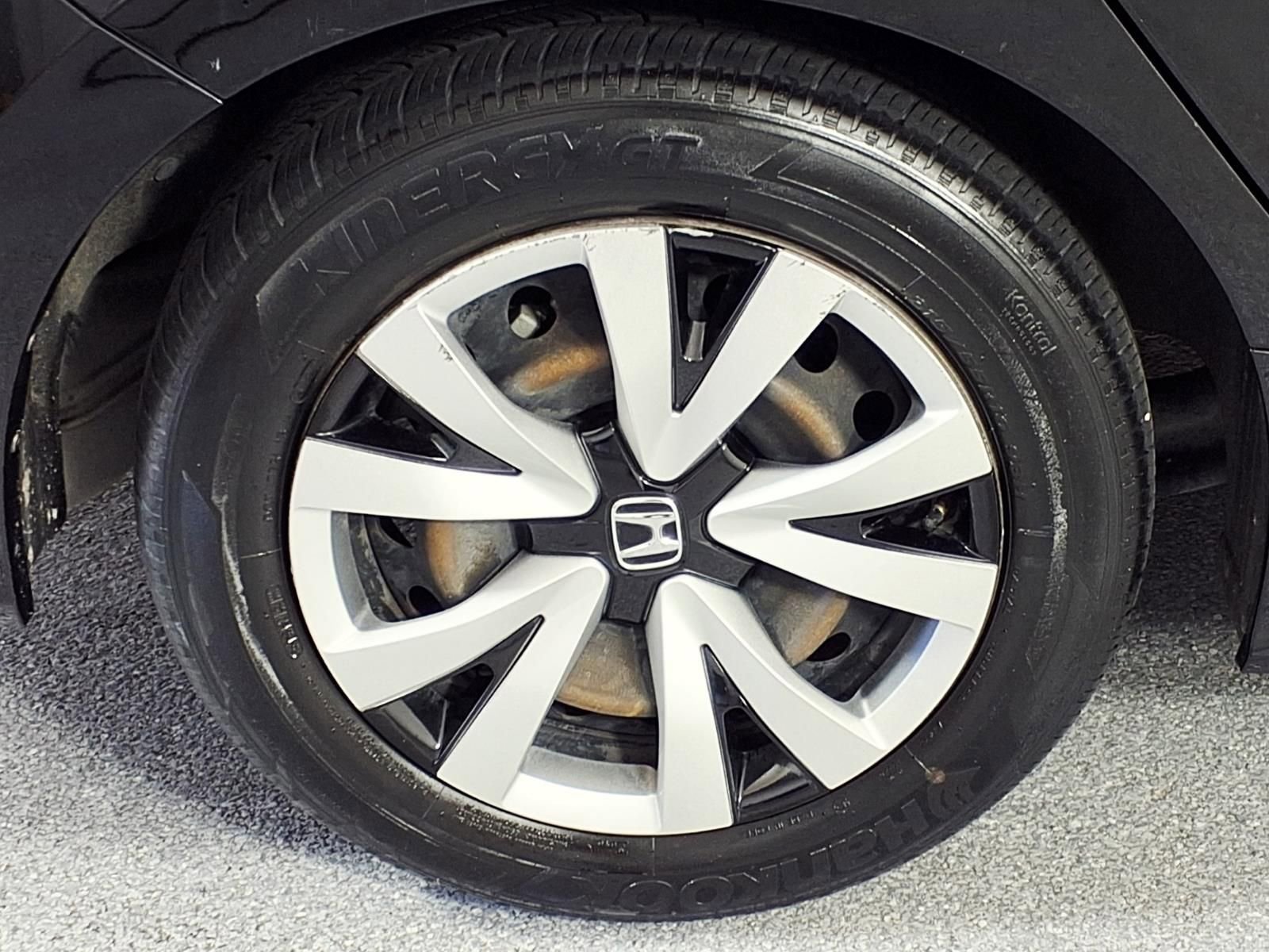 Used 2023 Honda Civic LX image 5