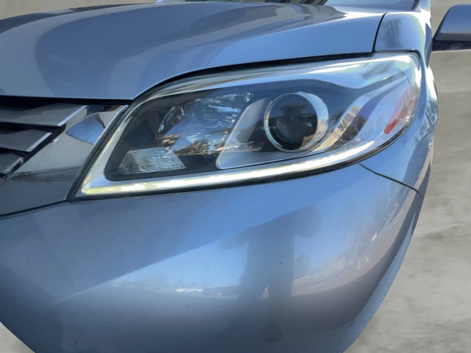 Used 2015 Toyota Sienna Limited Premium FWD image 59