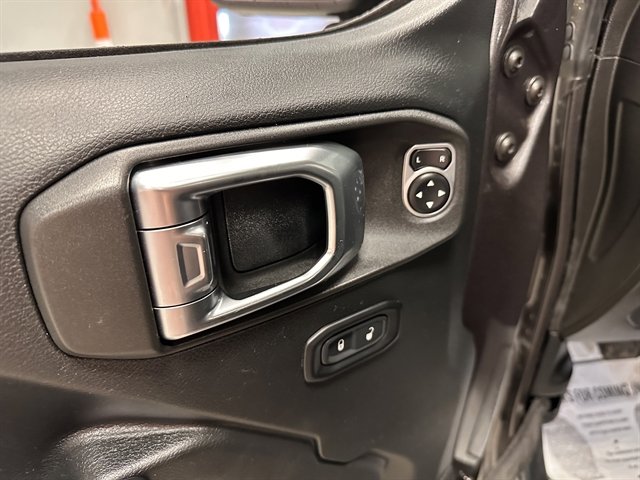 Used 2019 Jeep Wrangler Unlimited Sport S image 12