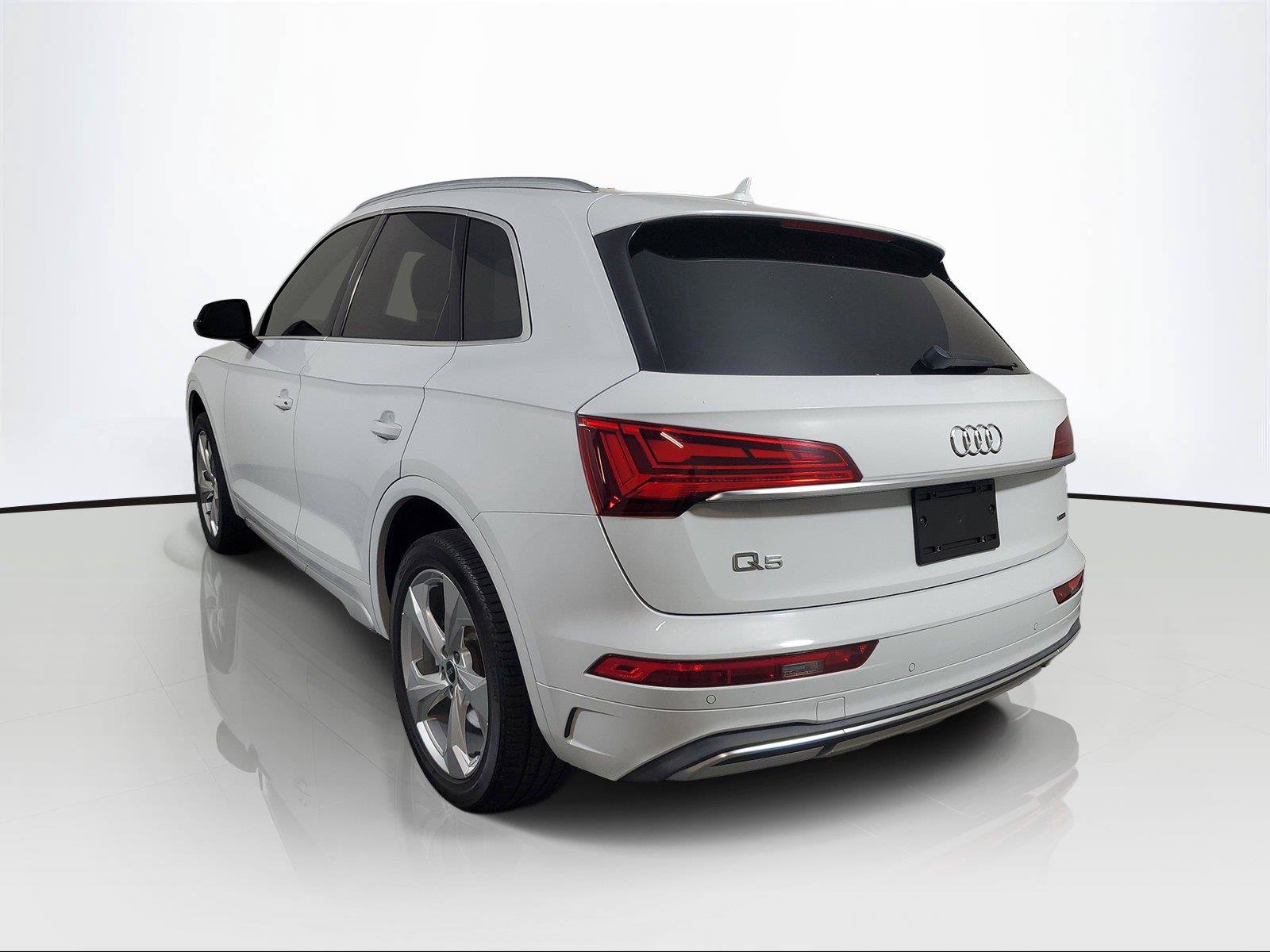 Used 2021 Audi Q5 2.0T Premium Plus w/ Premium Plus Package AWD/4WD image 4