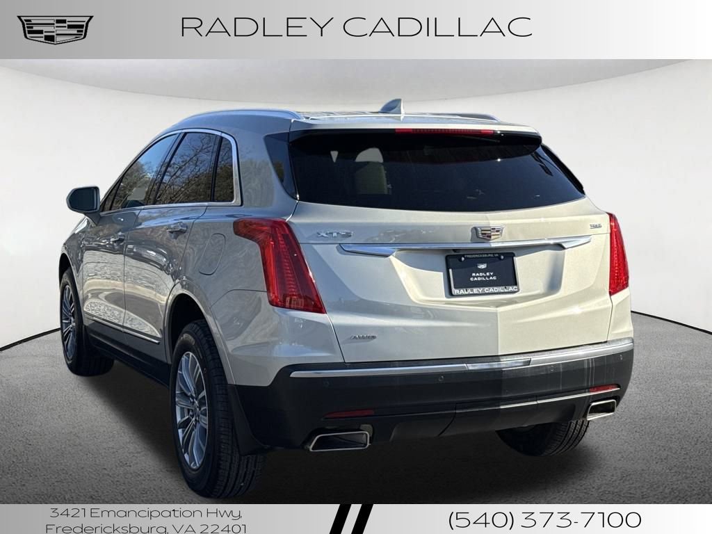 Used 2017 Cadillac XT5 Luxury w/ Driver Awareness Package image 17