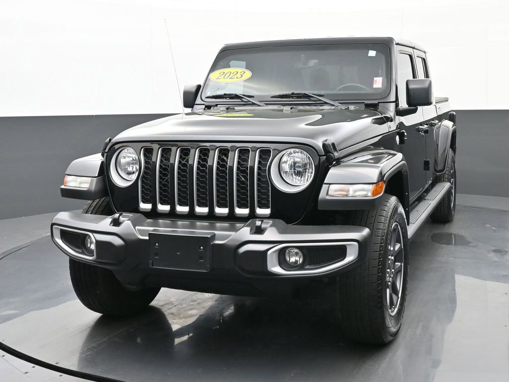 Used 2023 Jeep Gladiator Overland image 7