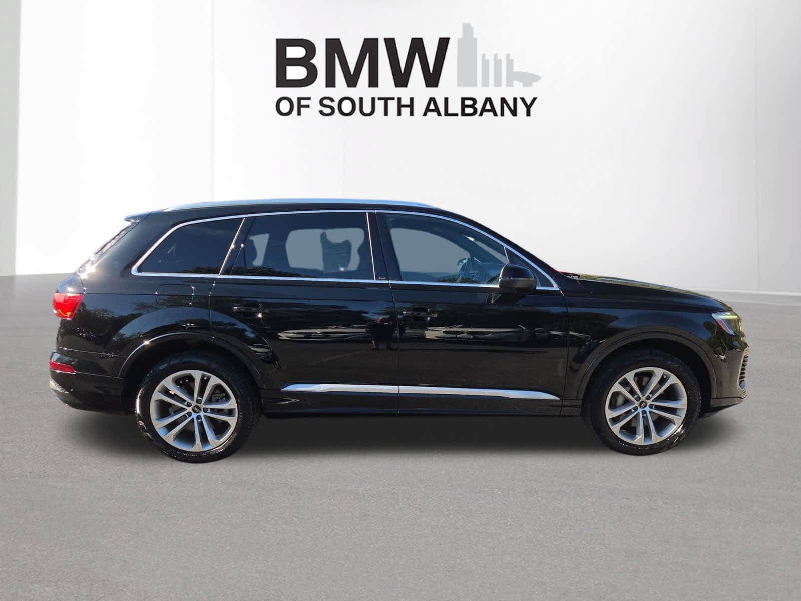 Used 2025 Audi Q7 2.0T Premium w/ Convenience Package AWD/4WD image 2