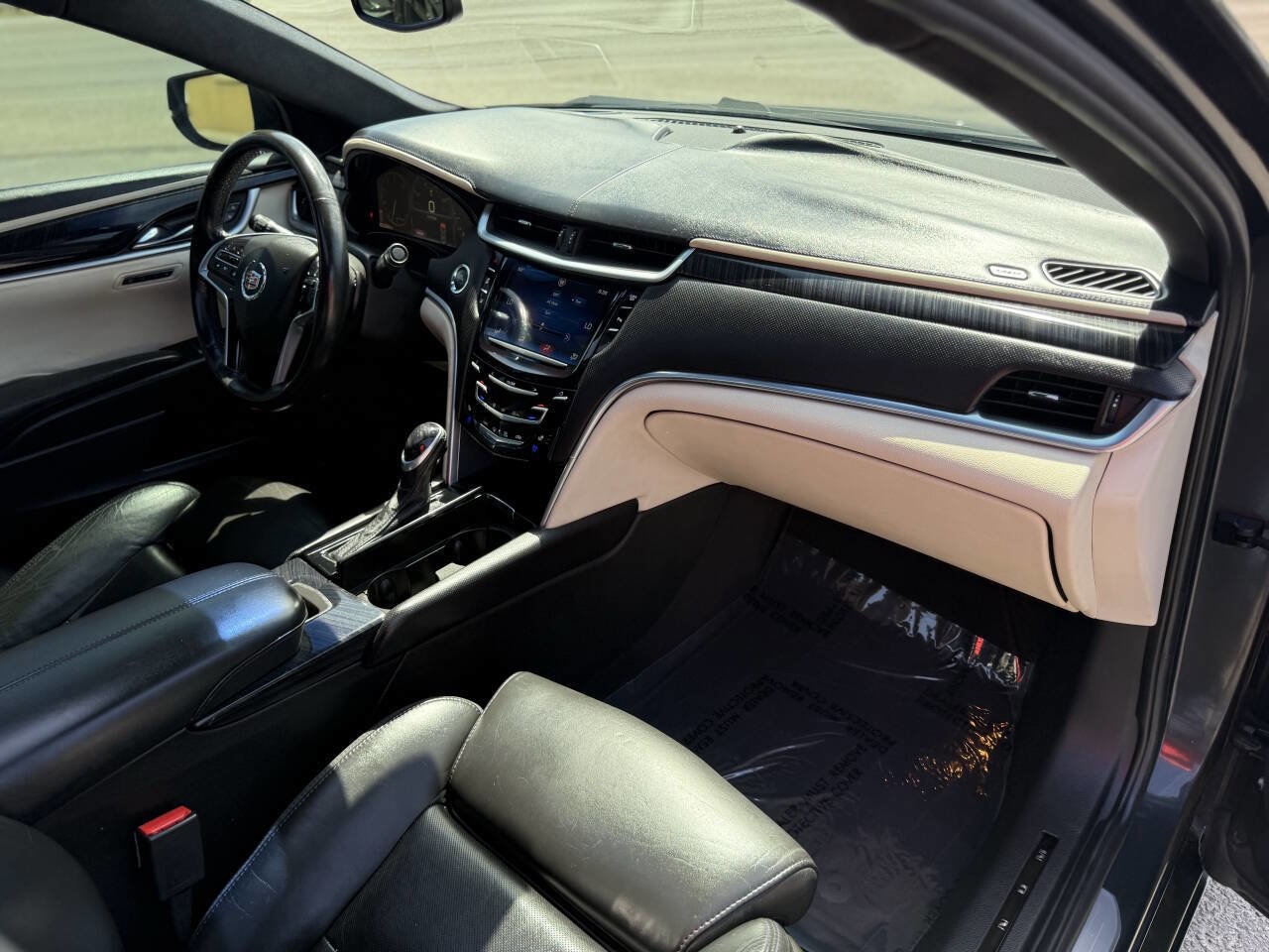 Used 2013 Cadillac XTS Platinum image 21