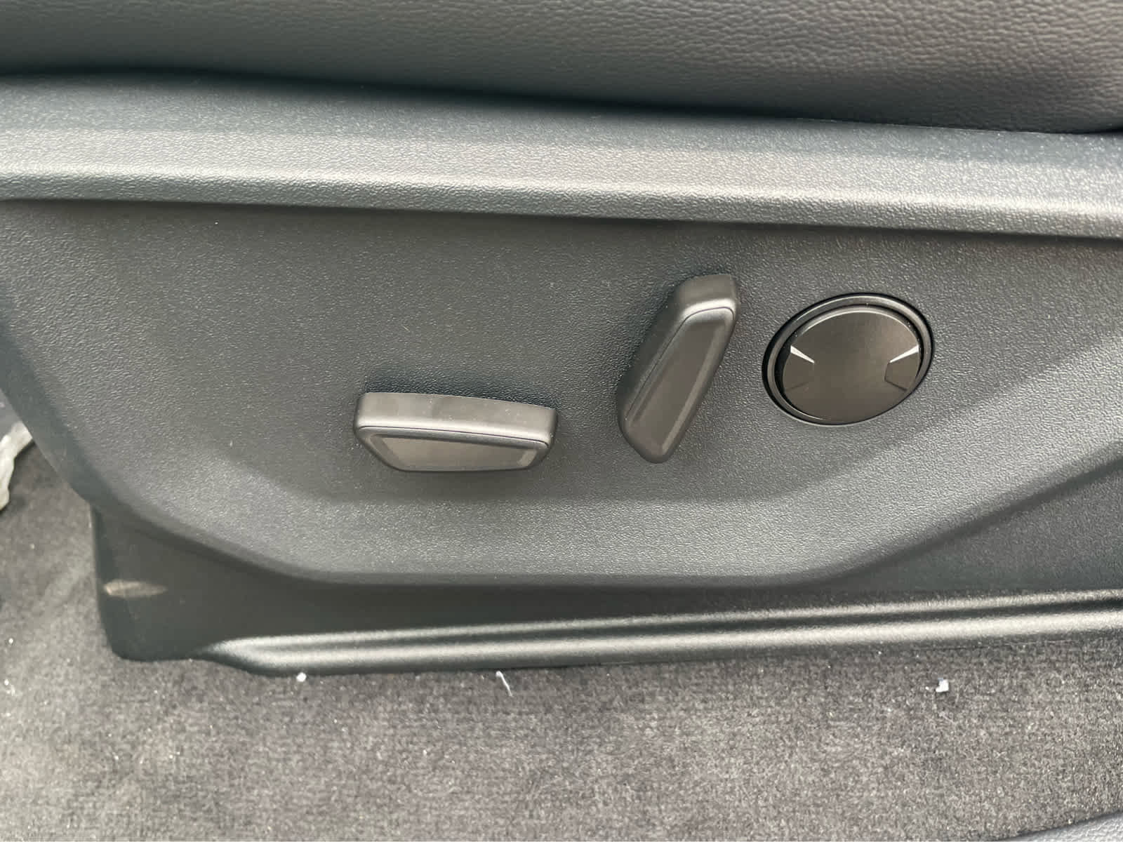 New 2026 Ford F350 Lariat image 16