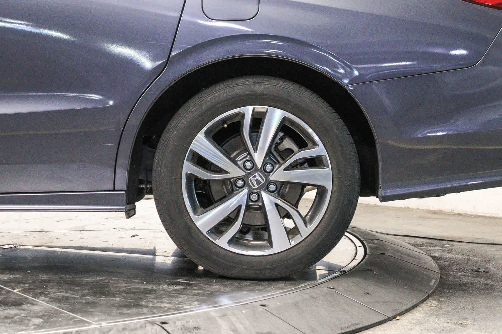 Used 2024 Honda Odyssey Touring image 10