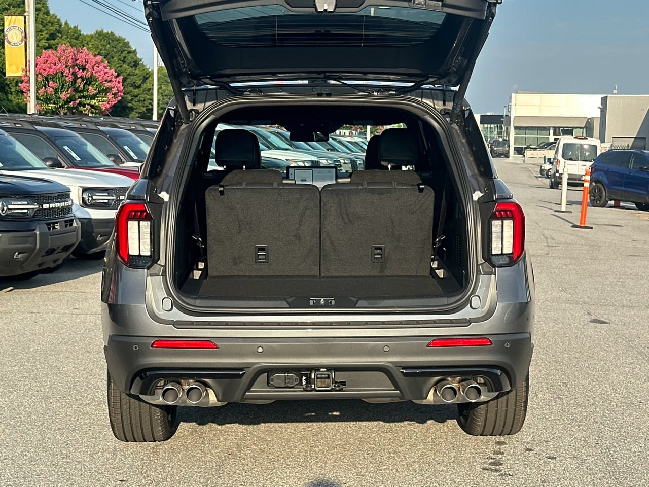 New 2026 Ford Explorer ST AWD/4WD image 18