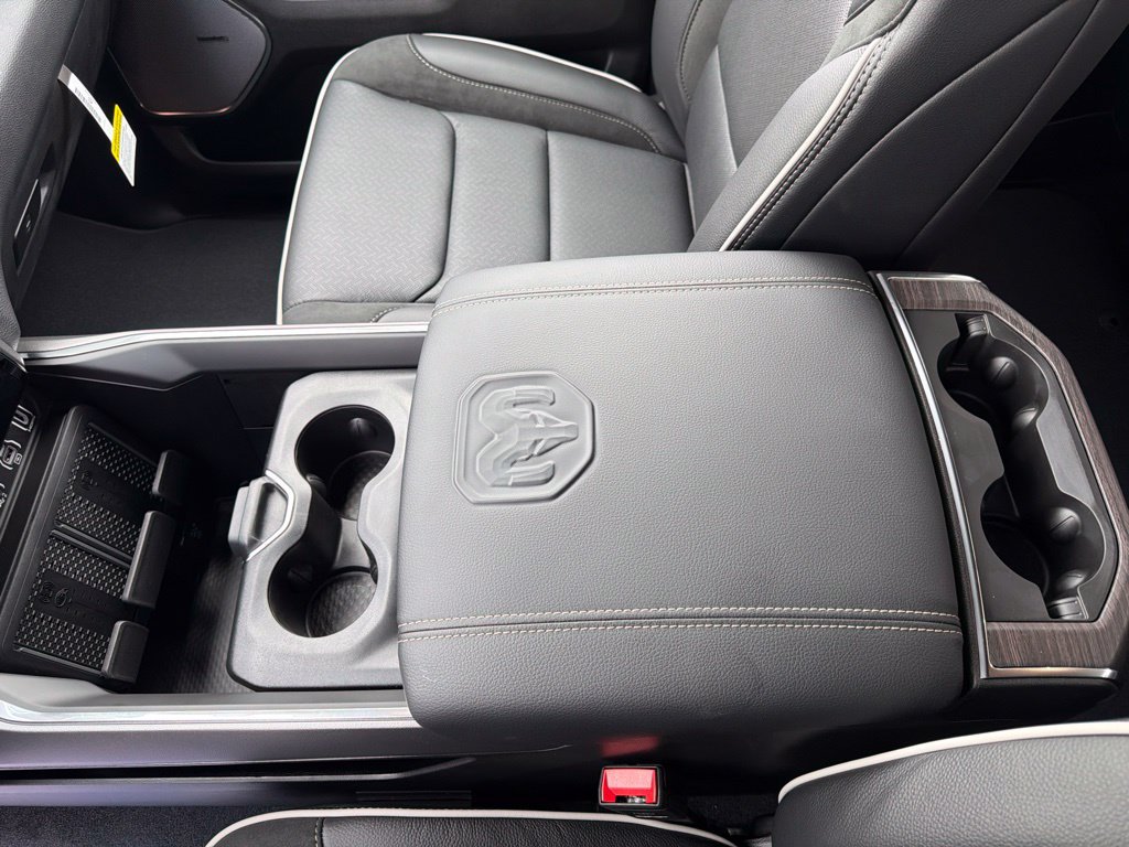 New 2026 RAM 1500 Laramie AWD/4WD image 27