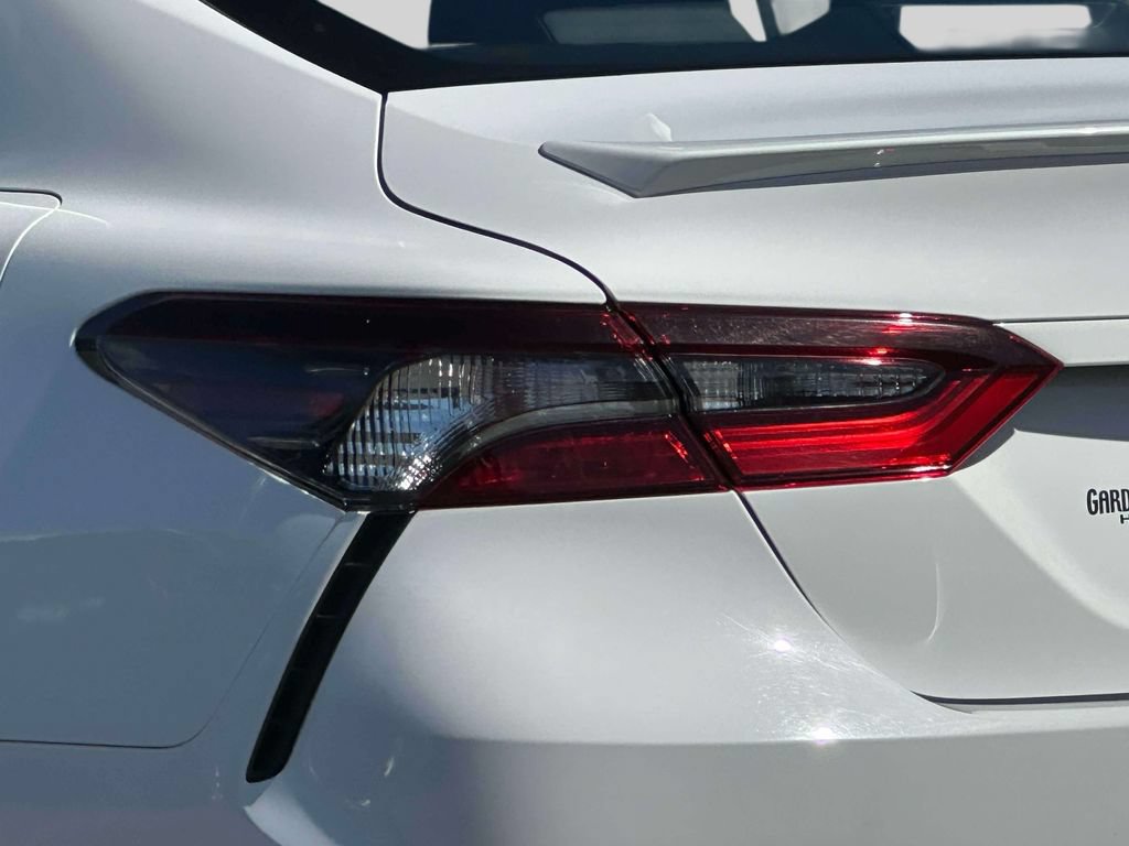 Used 2023 Toyota Camry SE AWD/4WD image 8