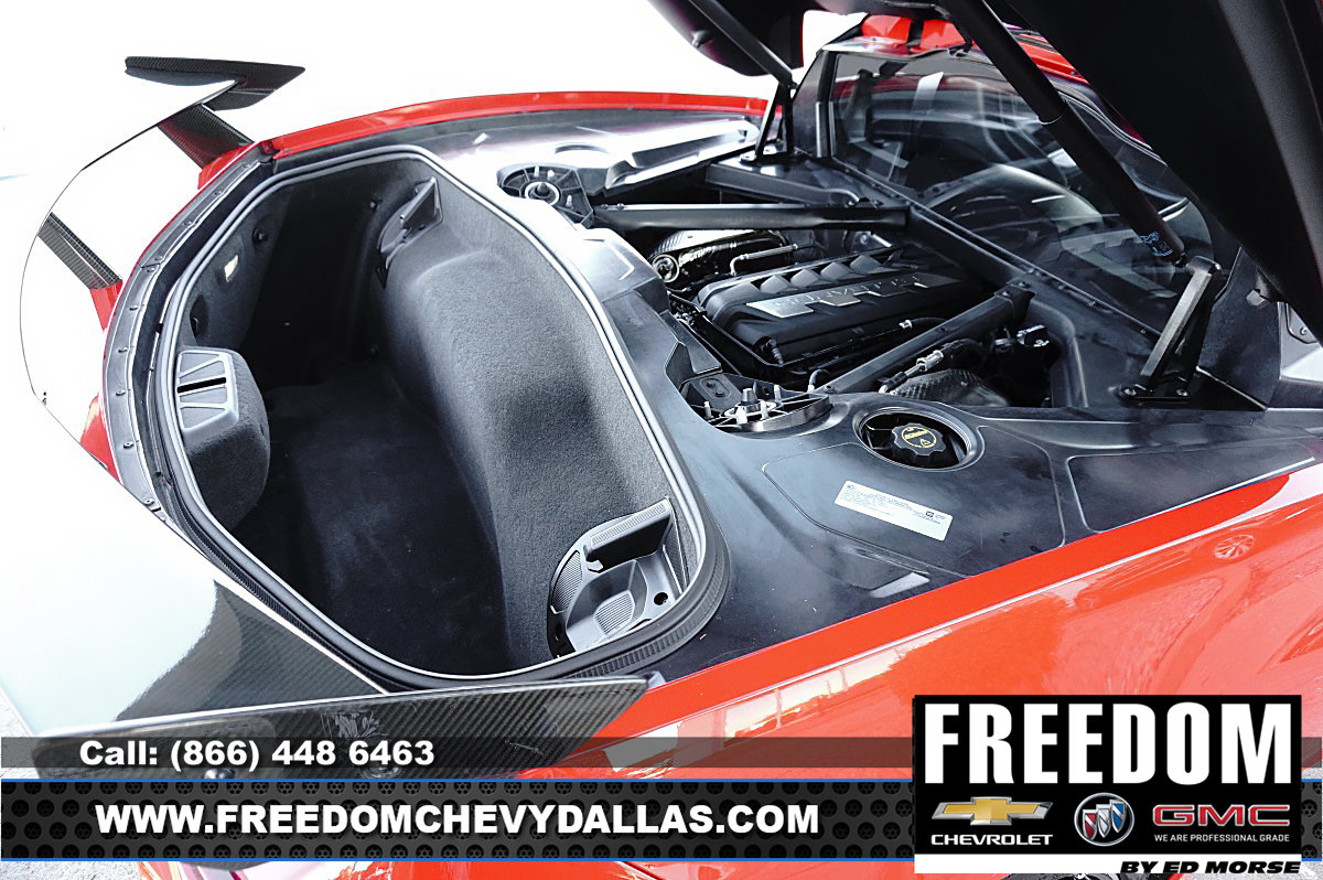 Used 2024 Chevrolet Corvette Stingray Coupe w/ 1LT RWD image 40