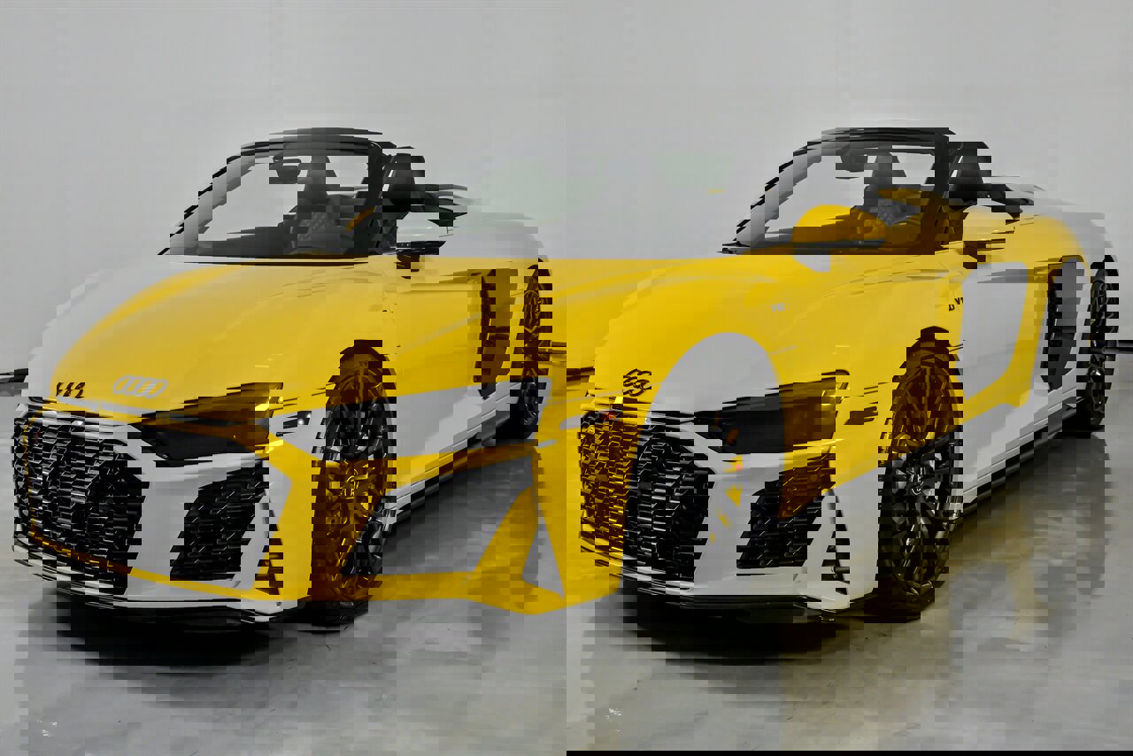 Used 2020 Audi R8 V10 w/ Carbon Exterior Package image 6