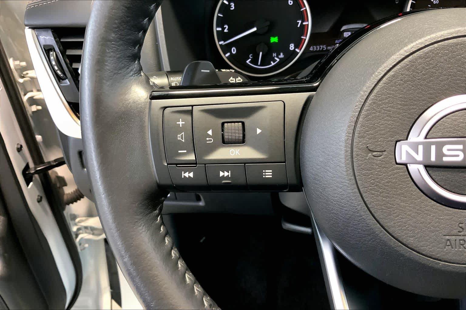 Used 2022 Nissan Rogue SL w/ SL Premium Package AWD/4WD image 23