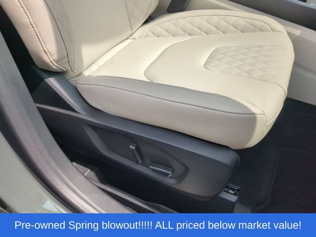 Used 2024 Ford Edge Titanium AWD/4WD image 48