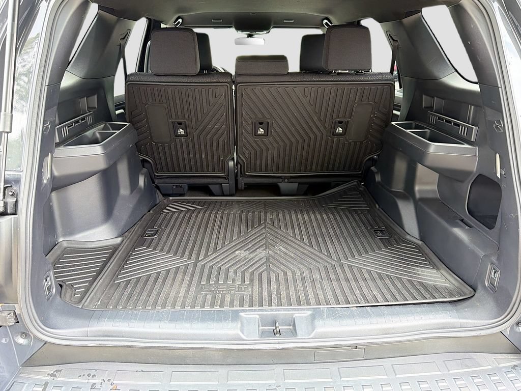 Used 2025 Toyota 4Runner SR5 RWD image 35